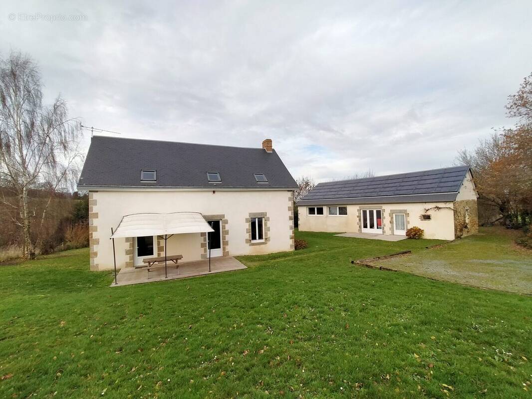 Maison à vendre à St Germain de Coulamer  - Maison à SAINT-GERMAIN-DE-COULAMER