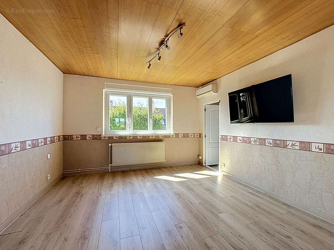 Spacieuse Maison Individuelle à Geispolsheim - photo 2