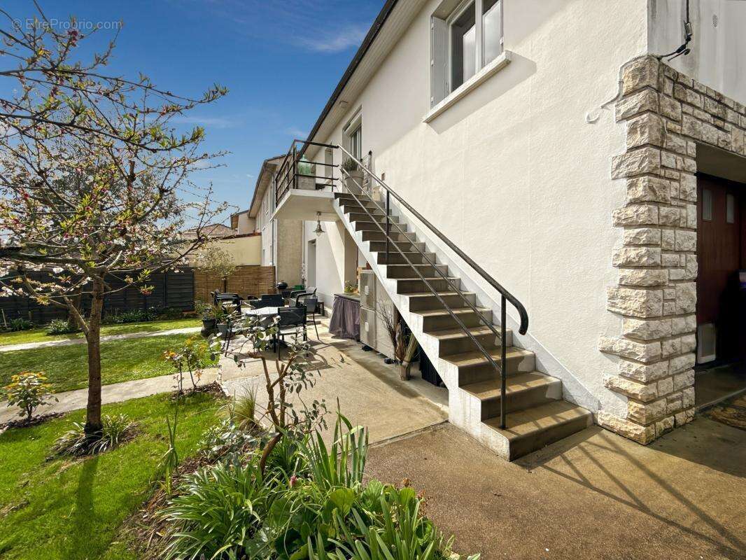 Maison à COULOUNIEIX-CHAMIERS