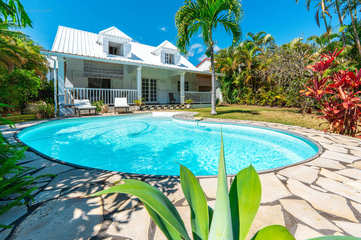 Maison à SAINT-DENIS
