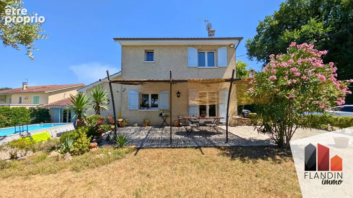 Maison 142 m² à Ternay  - photo 2