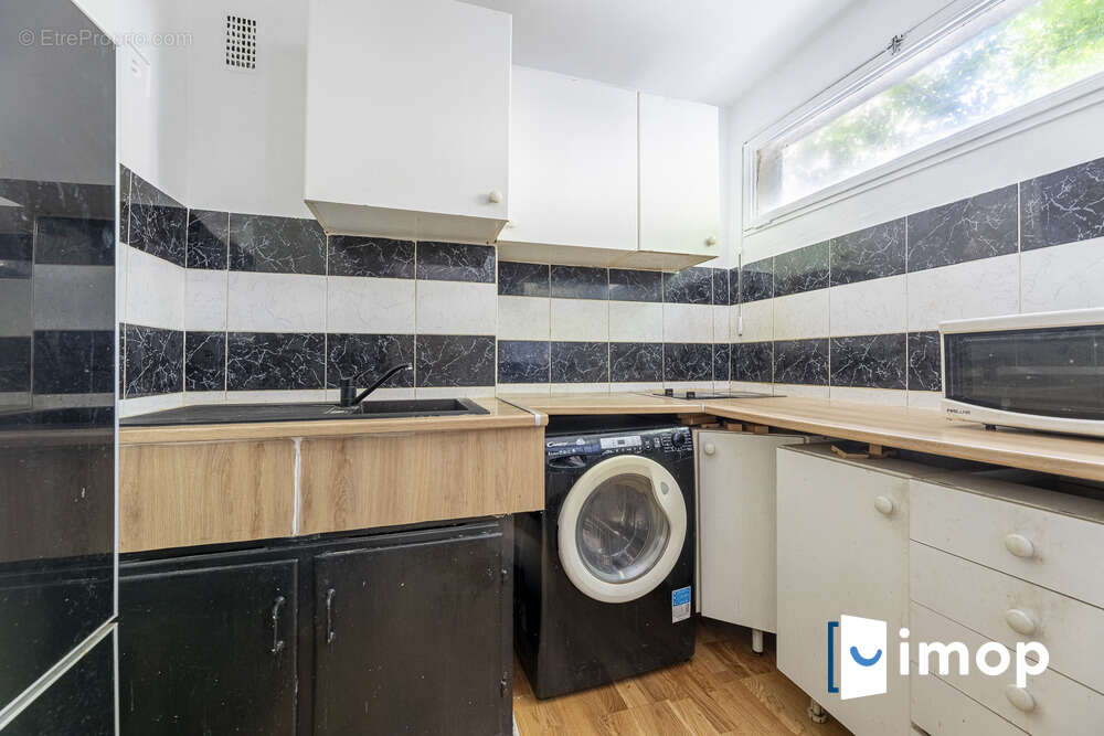 Appartement à PARIS-19E