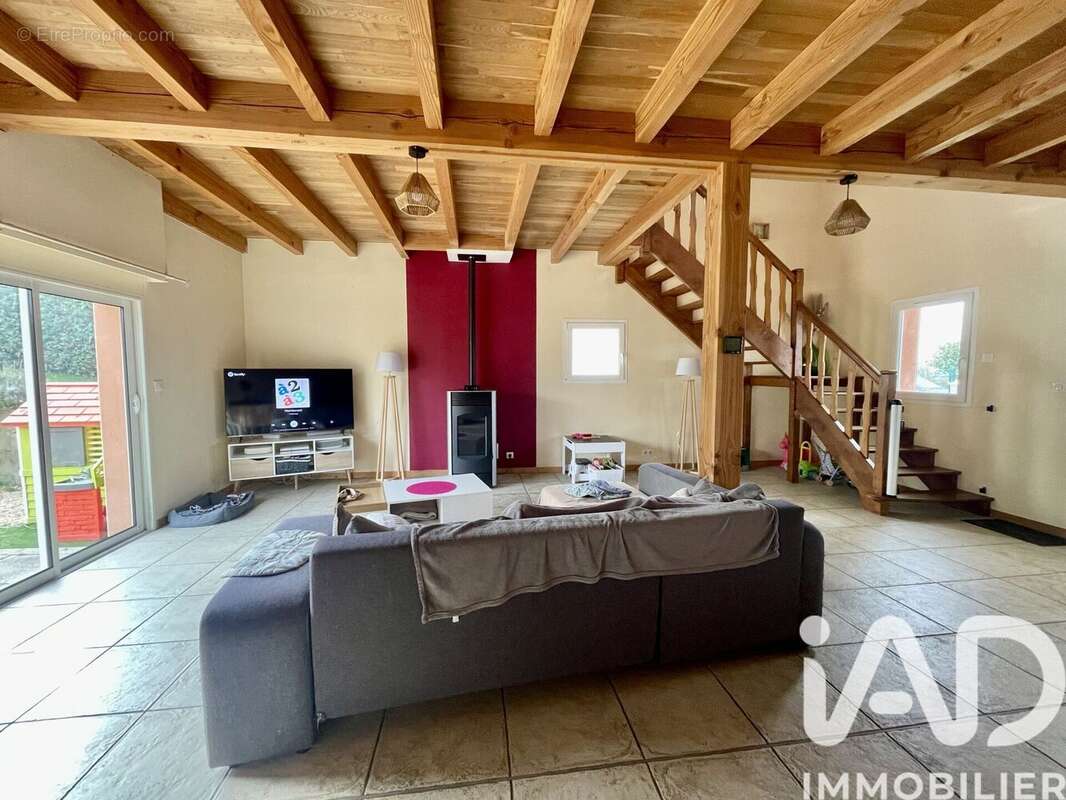 Photo 4 - Maison à BRIGUEUIL