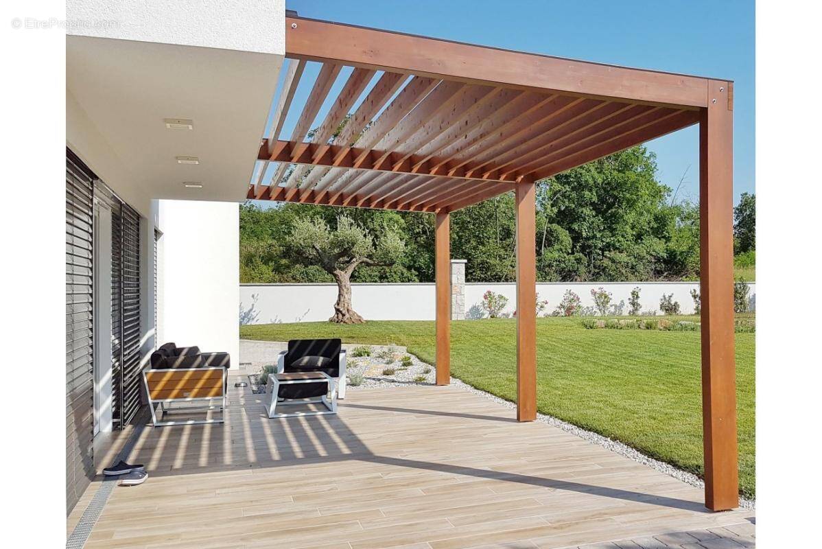 Maison à BORMES-LES-MIMOSAS