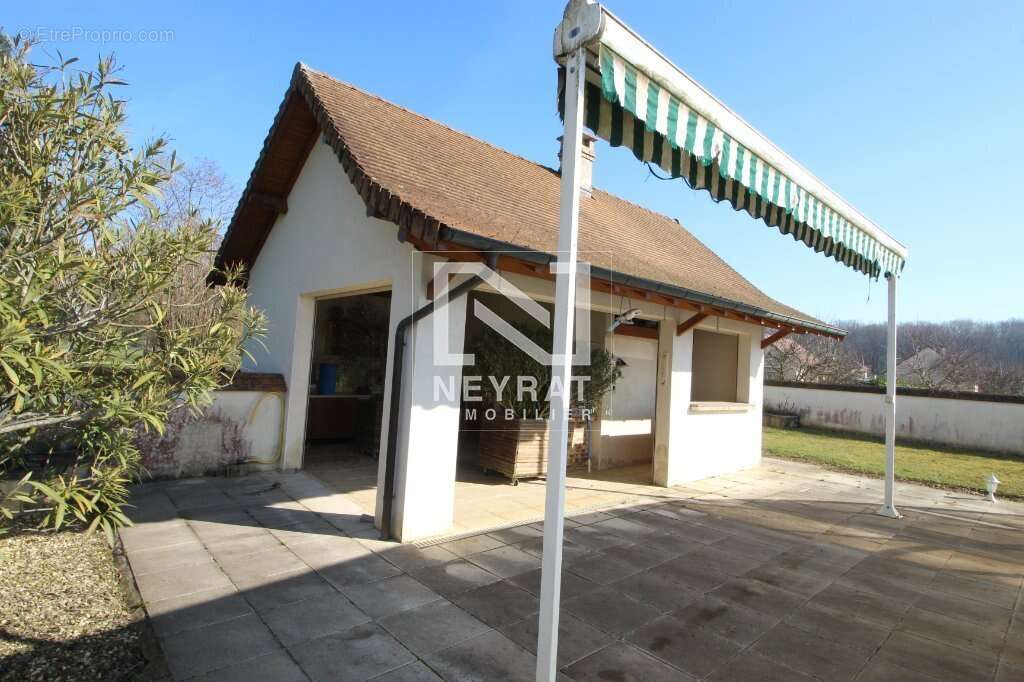 Maison à PIERRE-DE-BRESSE