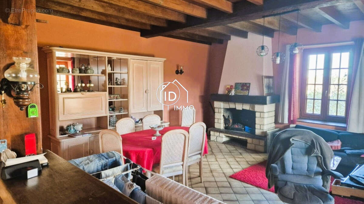 Maison, dépendances, terrain à la campagne - photo 4