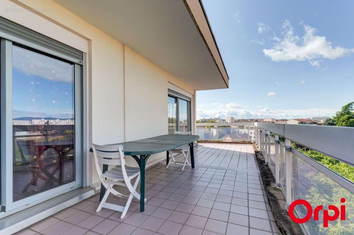 Appartement à LYON-4E