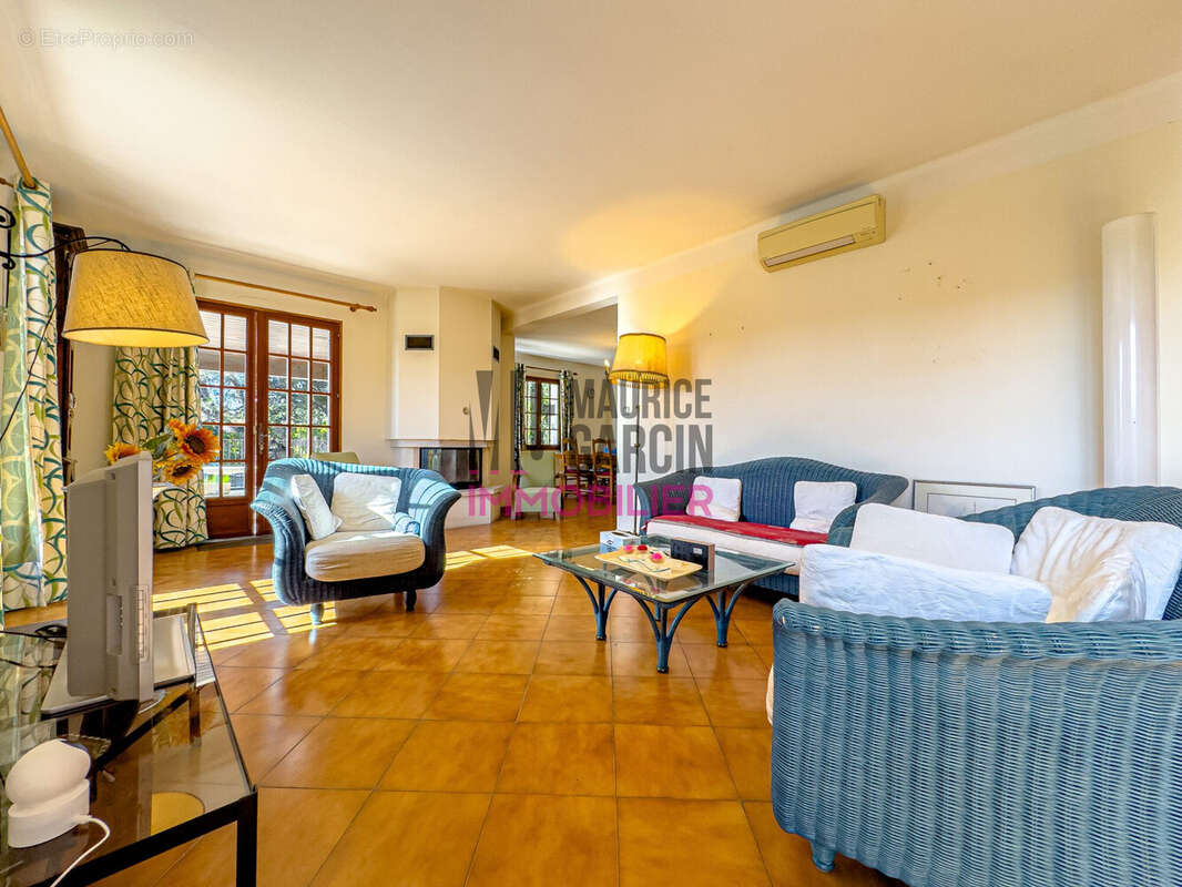 Maison à BEAUMES-DE-VENISE