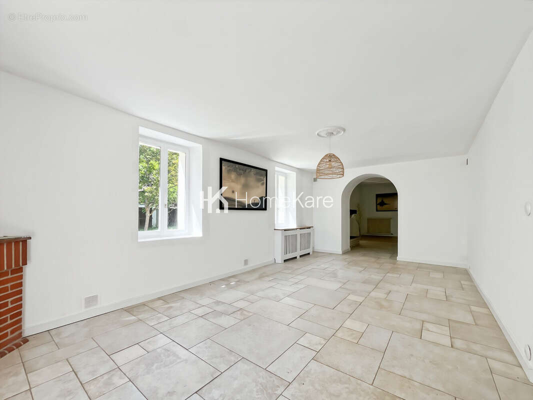 Maison 175 m² à Caraman  - photo 5
