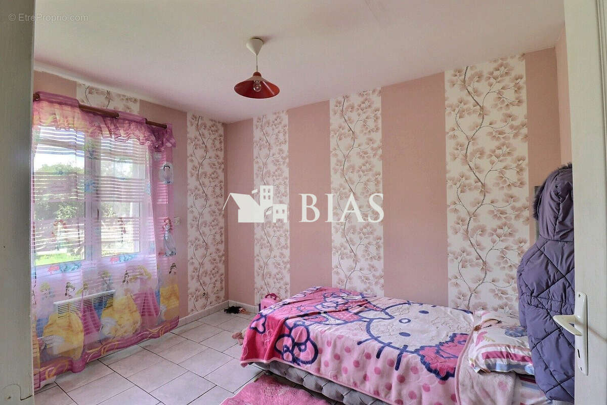 Maison à PONT-L&#039;EVEQUE