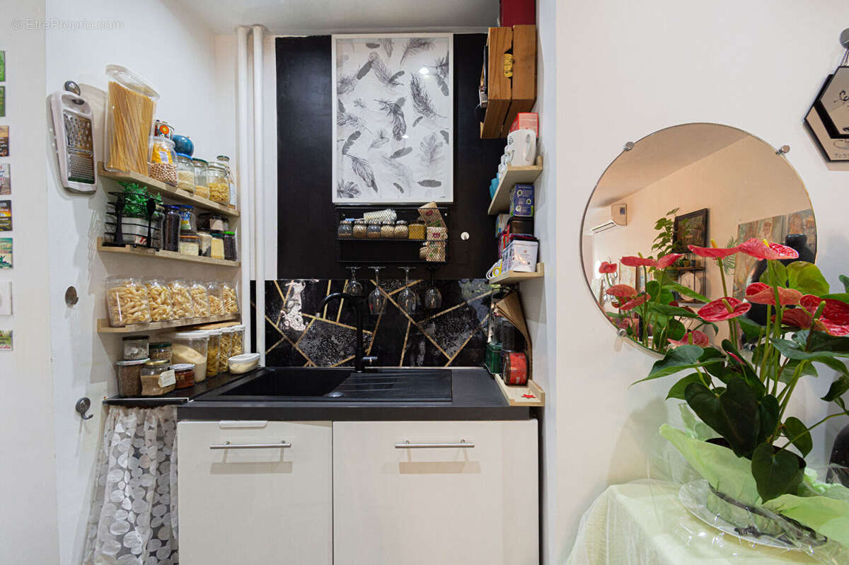 Appartement à MARSEILLE-5E