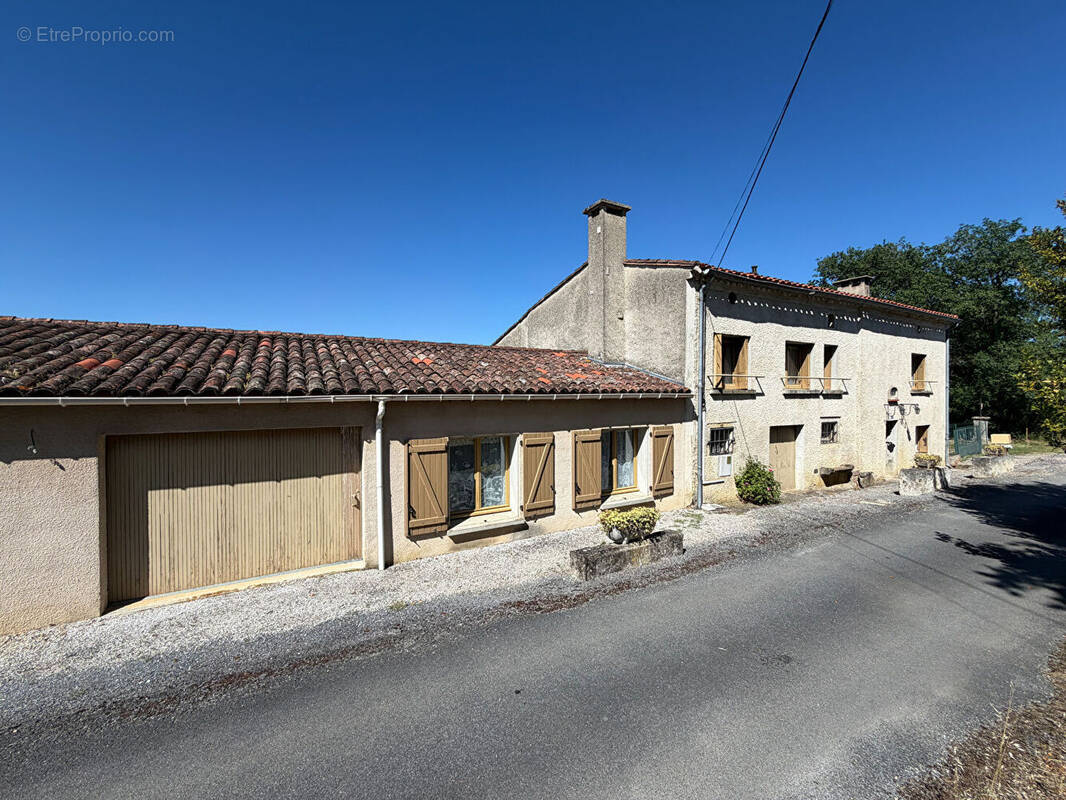 Maison à SAINT-AFFRIQUE-LES-MONTAGNES