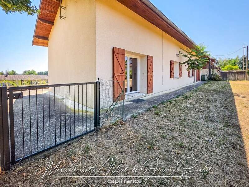 Maison à vendre 4 pièces SERMOYER (01) - photo 18