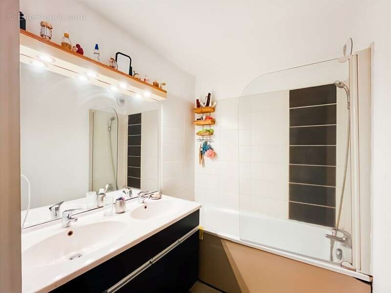 Appartement à SAINT-DENIS