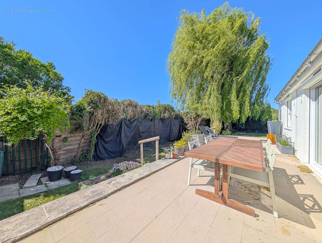 Maison familiale de 133 m2 à Galluis - photo 14