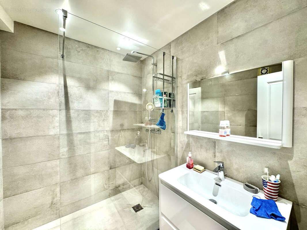 Appartement à SAINT-MANDE