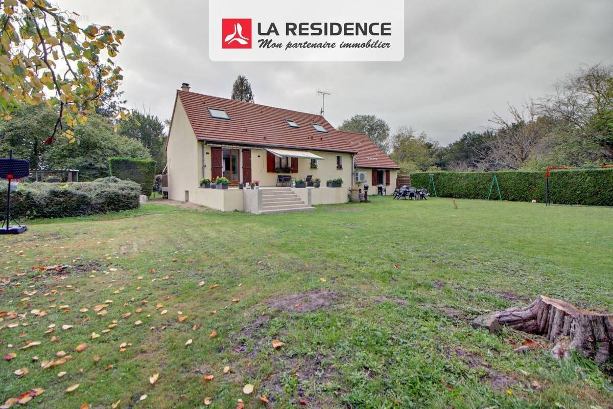 Maison à VAUX-SUR-SEINE