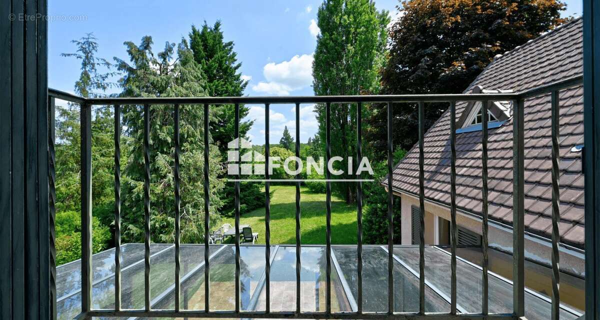 Maison à SAINT-LEGER-EN-YVELINES