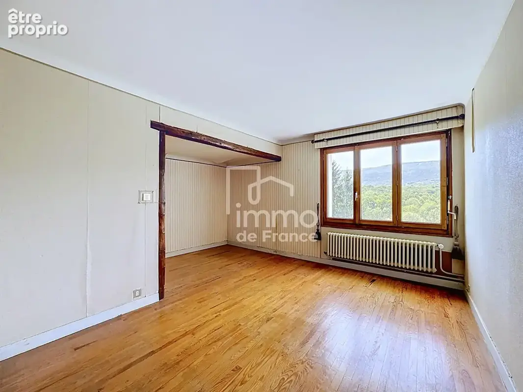 Maison 7 pièces 210 m² à vendre à Bellegarde-Sur-Valserine (01200) - photo 11