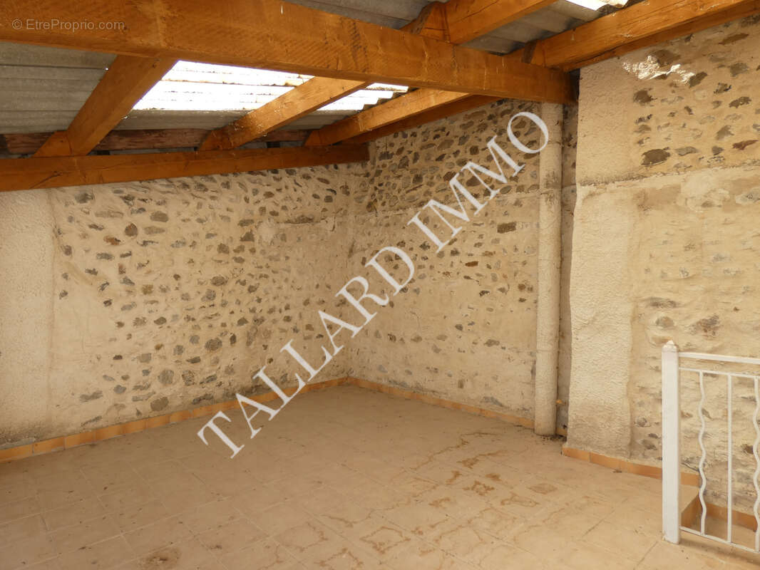 Gros potentiel habitation et/ou location annuelle ou saisonnière - photo 26