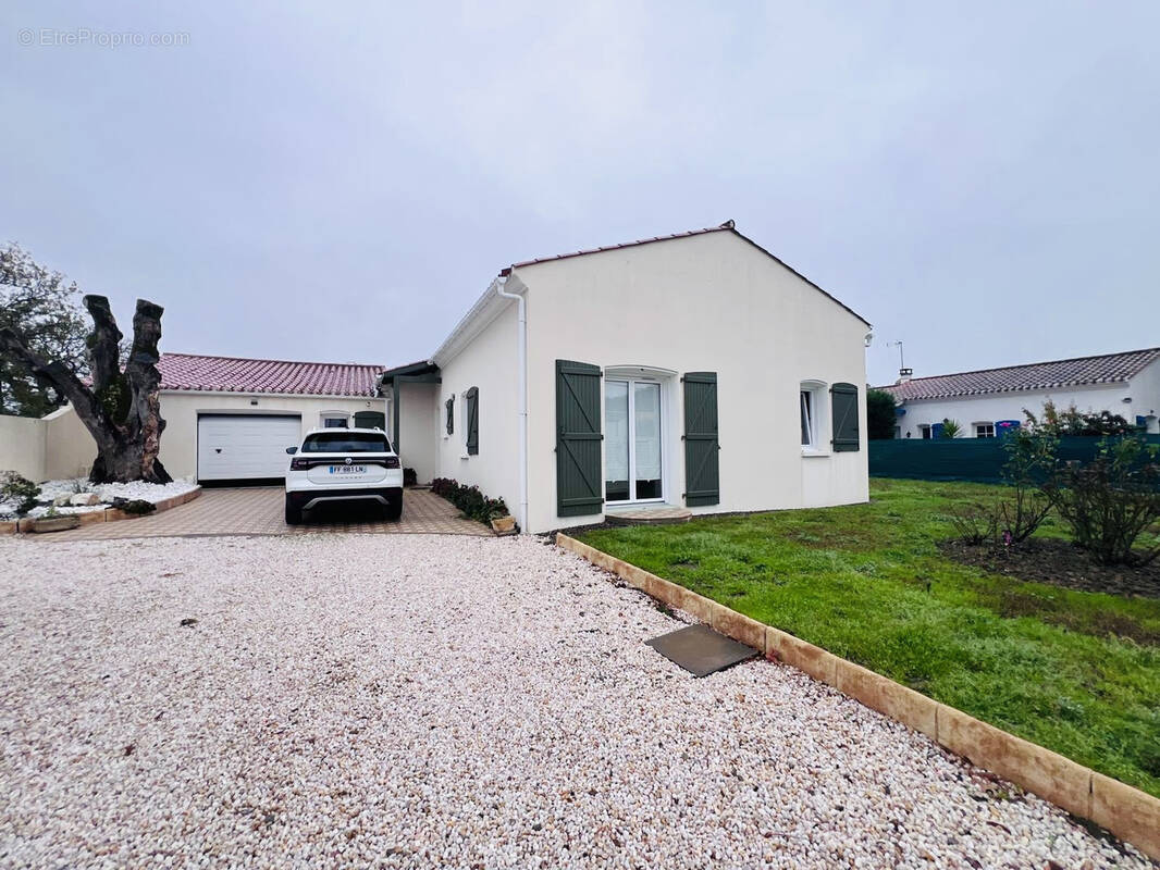 Maison à TALMONT-SAINT-HILAIRE