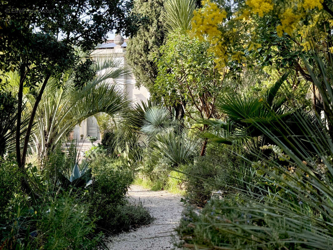 Maison à NIMES