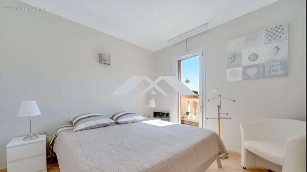 Maison 287 m² à Carry-Le-Rouet  - photo 6