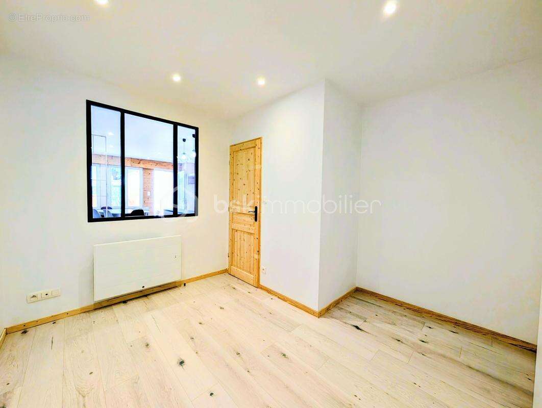 Appartement --- t2 --- renove --- terrasse --- cave --- entree independante - photo 12