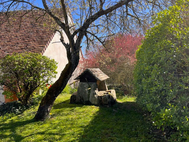Maison à SERGINES