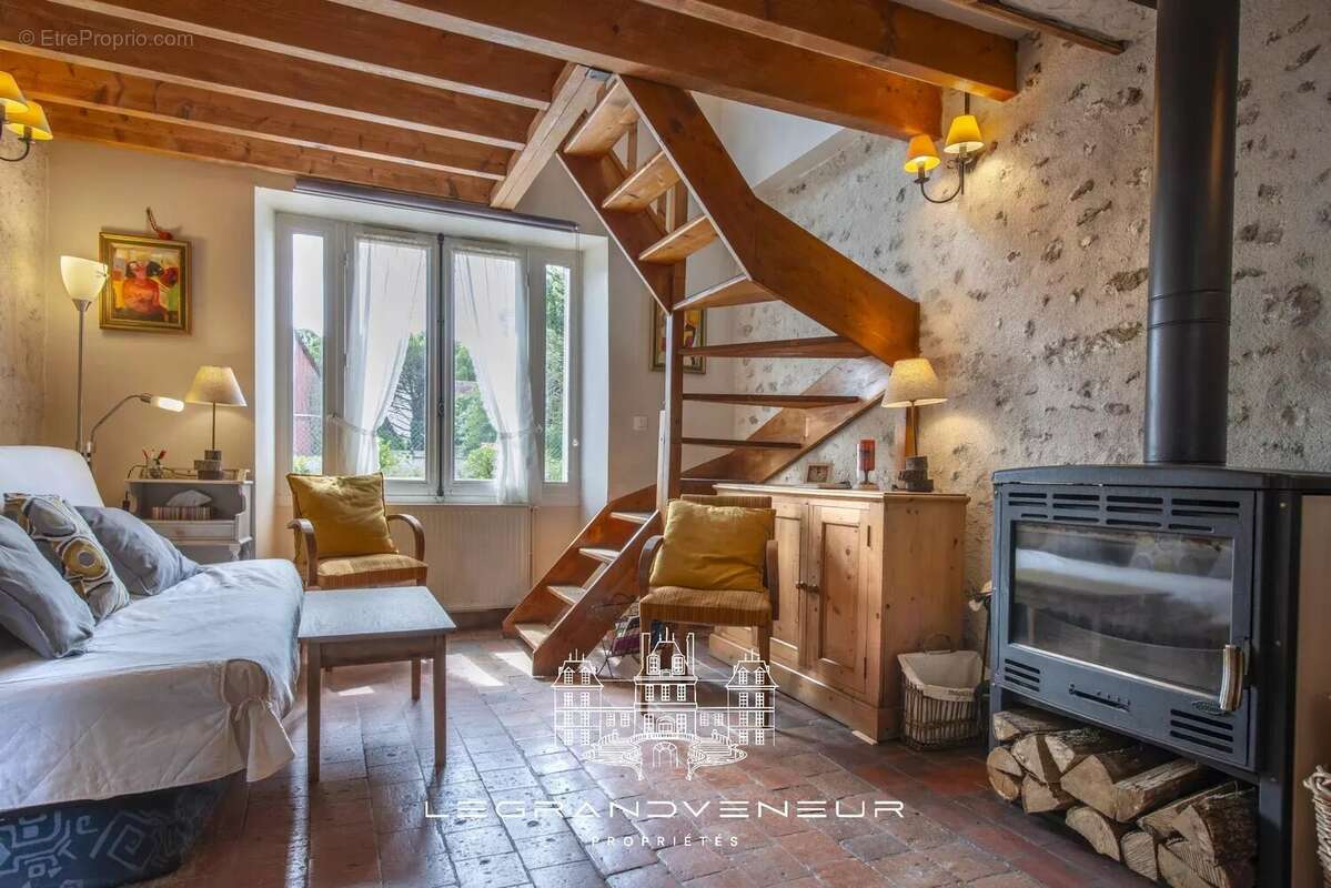 Maison à MILLY-LA-FORET