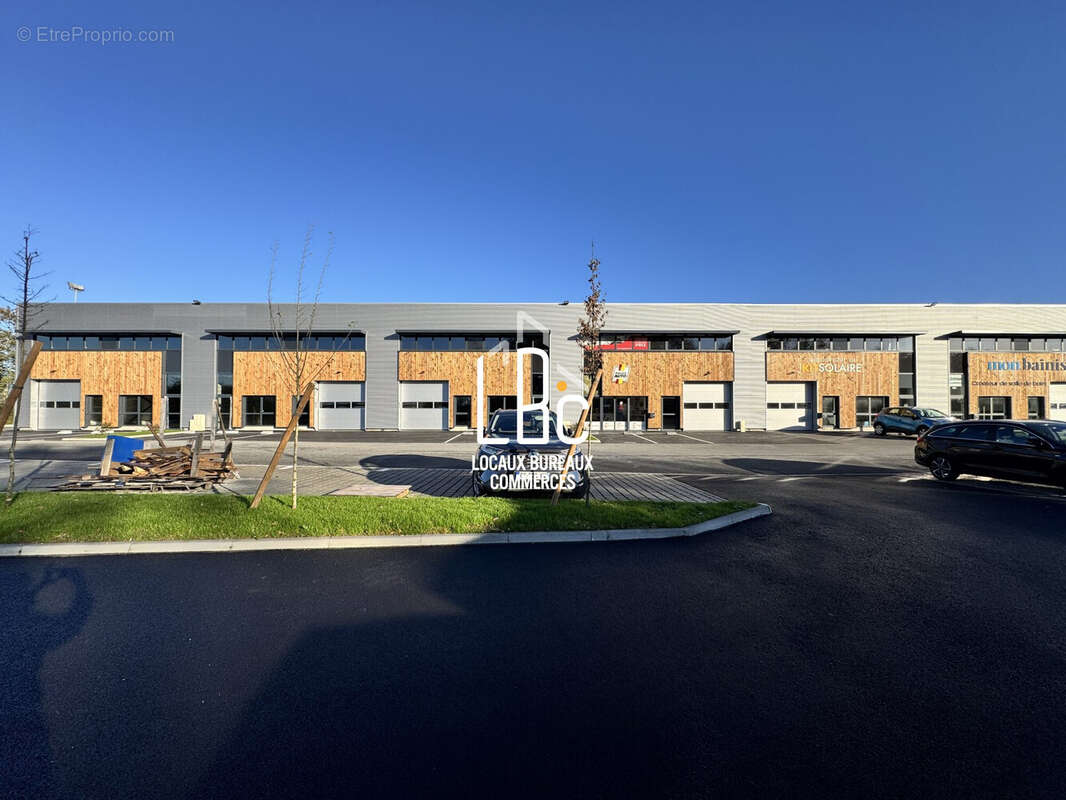 Commerce à BASSE-GOULAINE