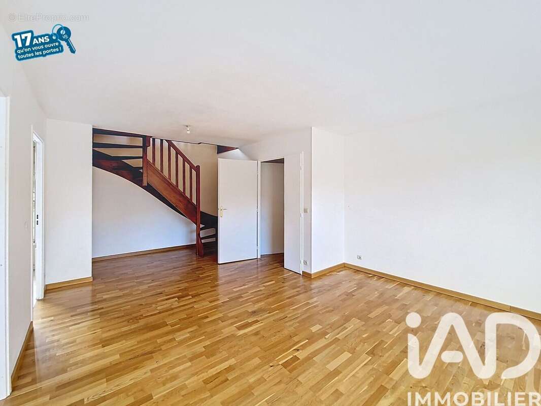 Photo 3 - Appartement à VILLENEUVE-LA-GARENNE