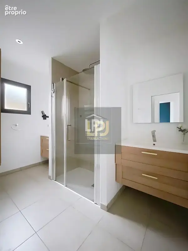 Maison 5 pièces – 157 m² sur terrain de 960 m² - photo 12