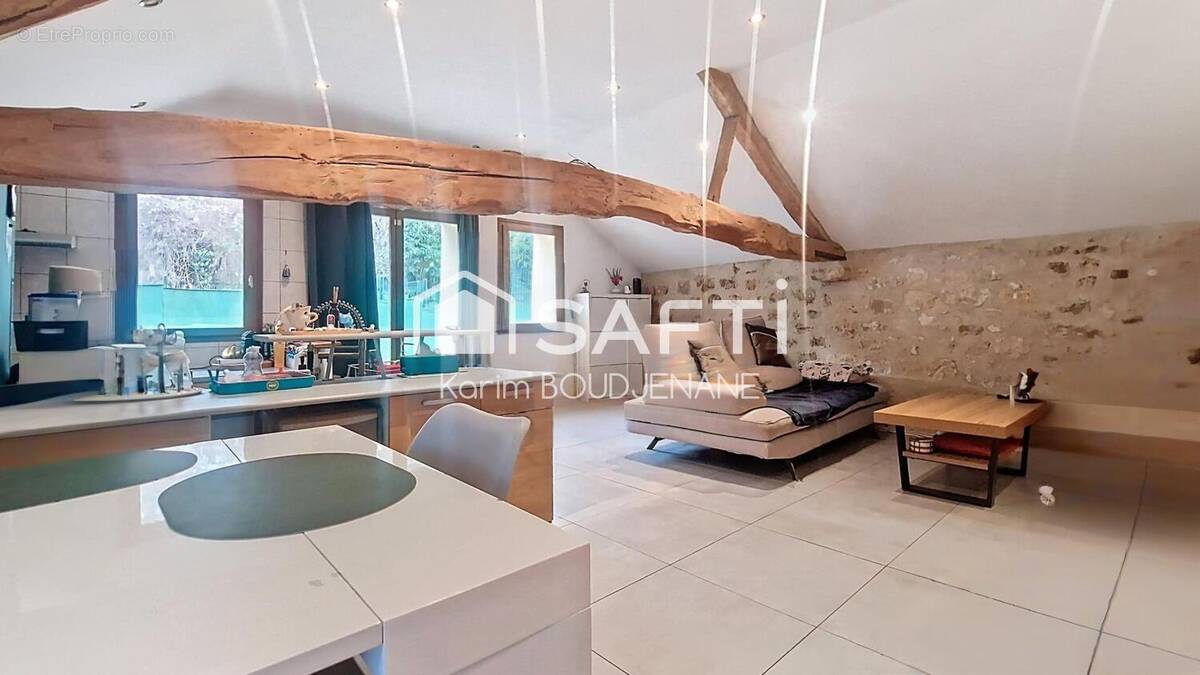Photo 1 - Appartement à SEUGY
