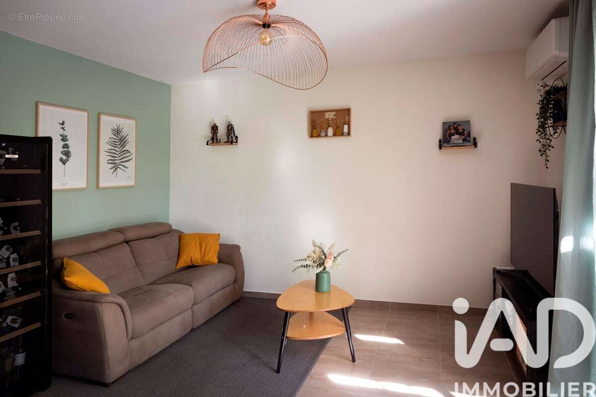 Photo 2 - Appartement à MARSEILLE-12E