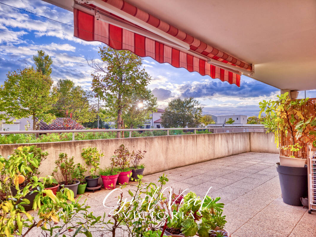 Appartement à HYERES