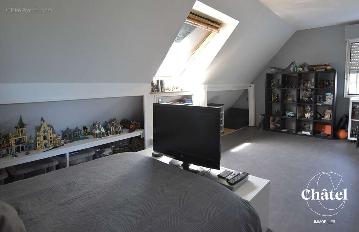 Maison familiale 5 à 6 chambres - Sous sol -  Senlis proche écoles (collège et lycée) - photo 13