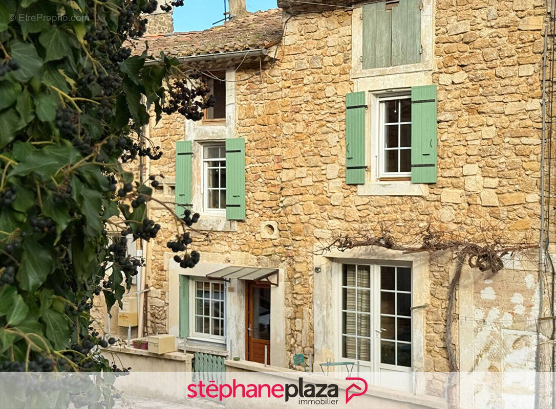 Maison à SUZE-LA-ROUSSE