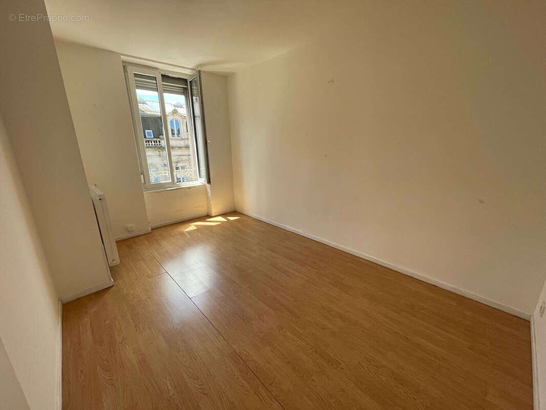 Appartement à LUXEUIL-LES-BAINS