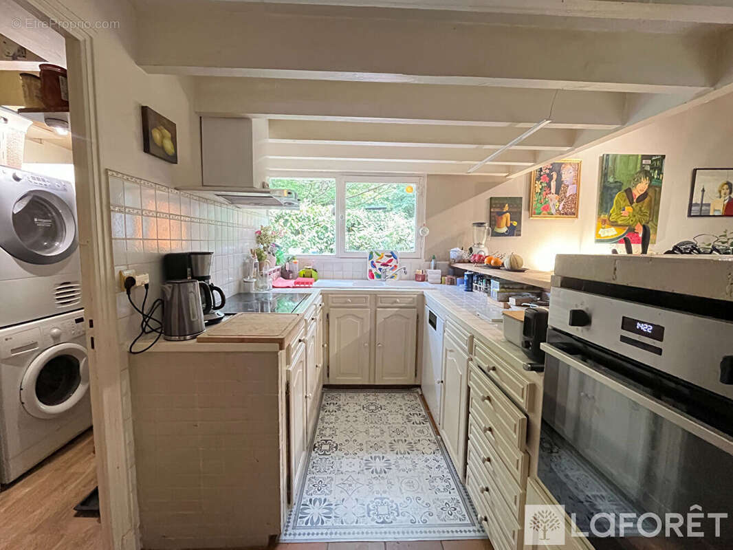 Maison - Golf St Sulpice et Cameyrac - 5 chambres - 196m² - photo 3
