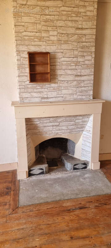 Maison à SAINT-JEAN-DE-LA-PORTE