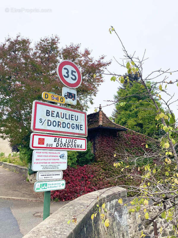 Commerce à ALTILLAC