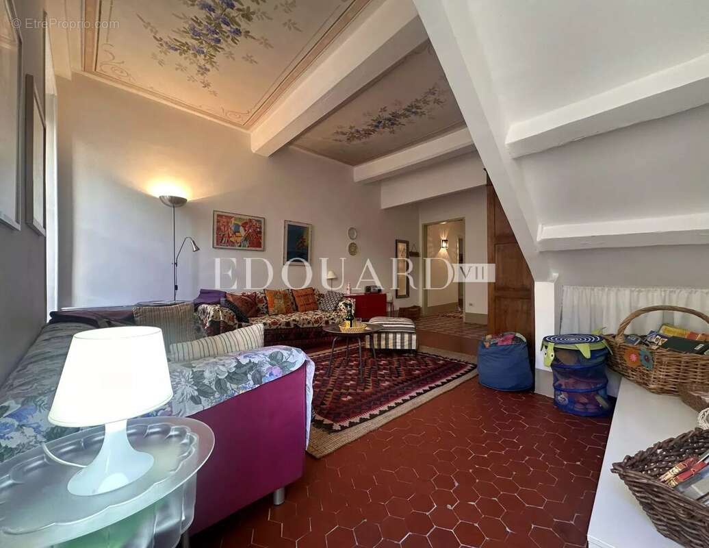 Appartement à MENTON