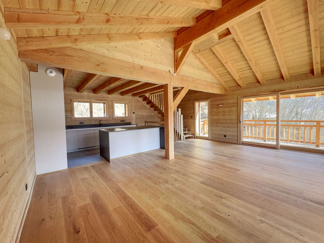 Maison à MONTRIOND