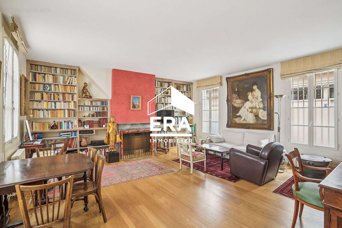 Appartement à PARIS-5E