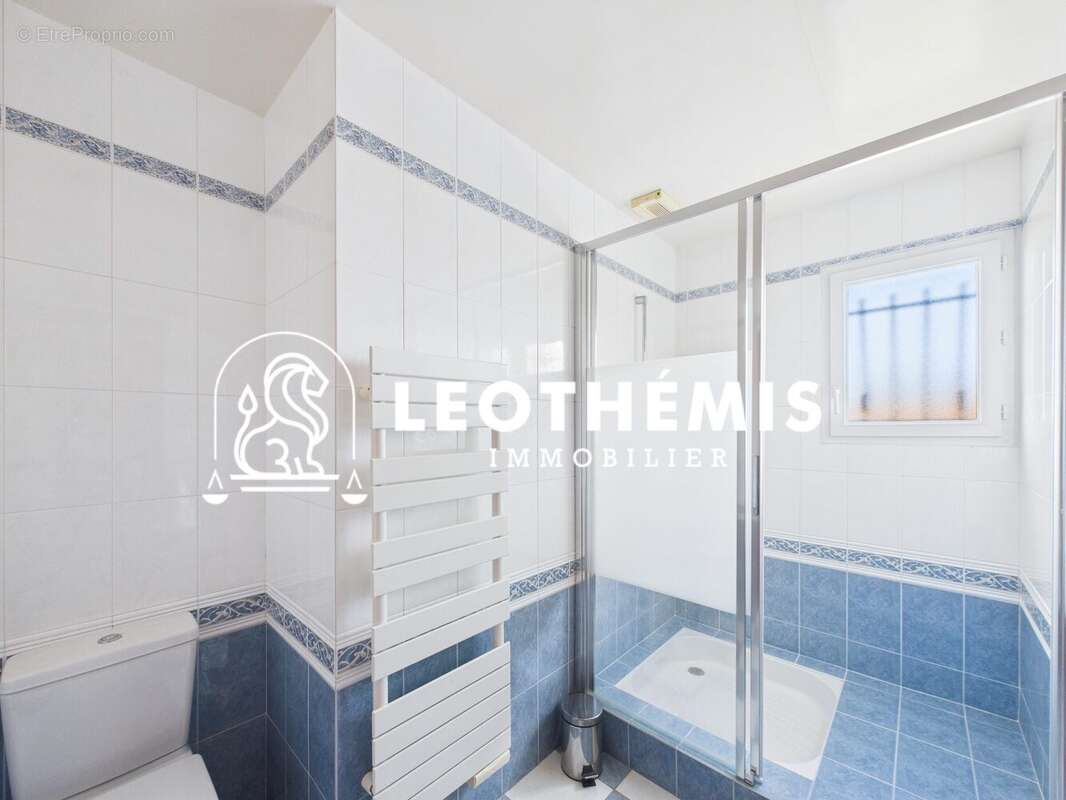 Maison à LES MATHES