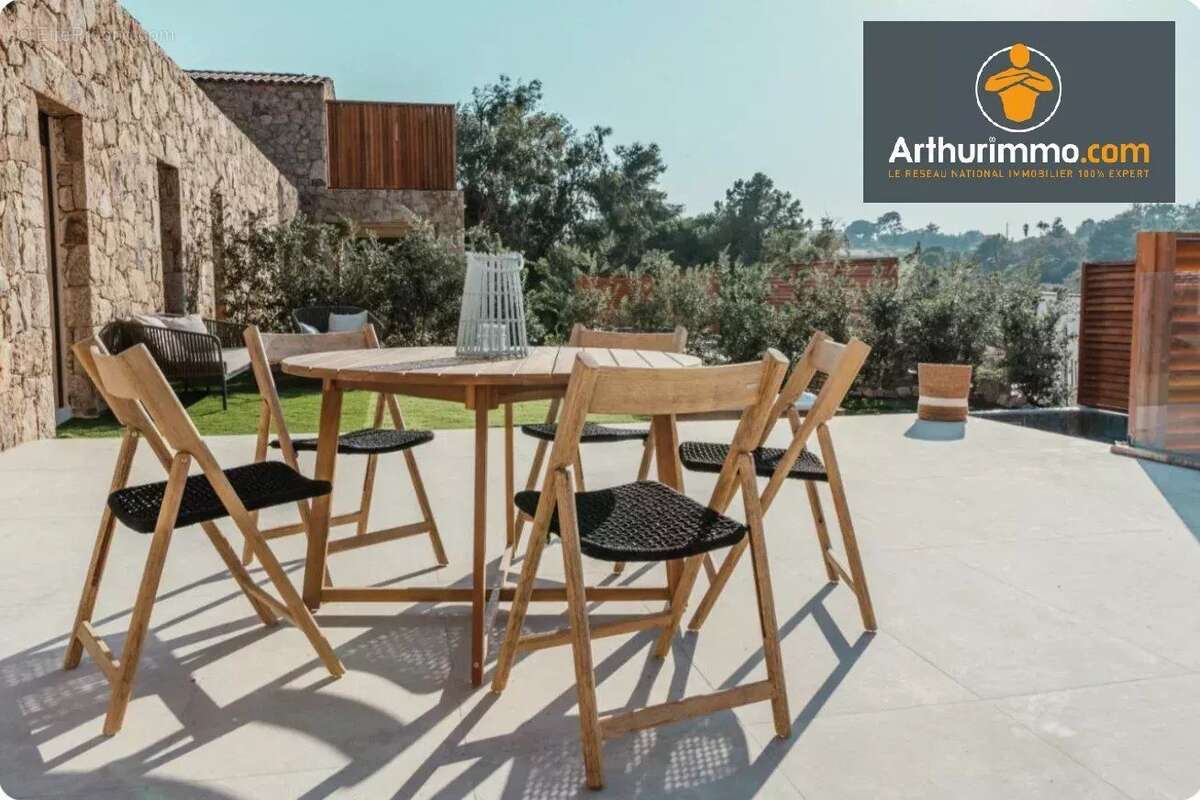 Appartement à GUARGUALE