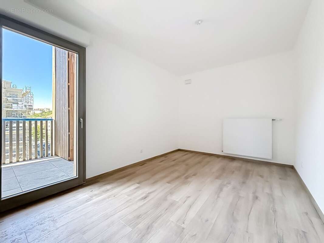 Appartement T5 116 m² dernier étage, terrasse 23 m², 2 garages - ANNECY (74) - photo 9