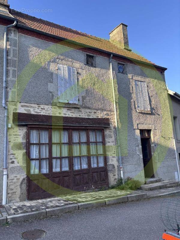 Maison à CRESSAT