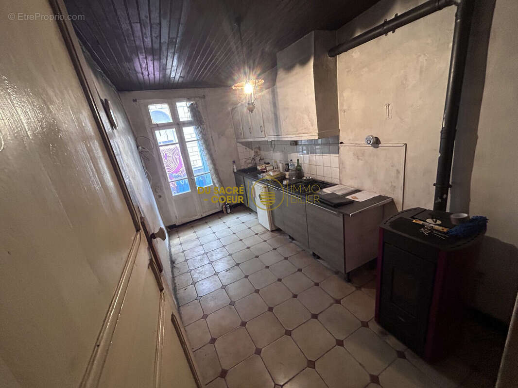 CUISINE AVANT - Maison à MILLAS